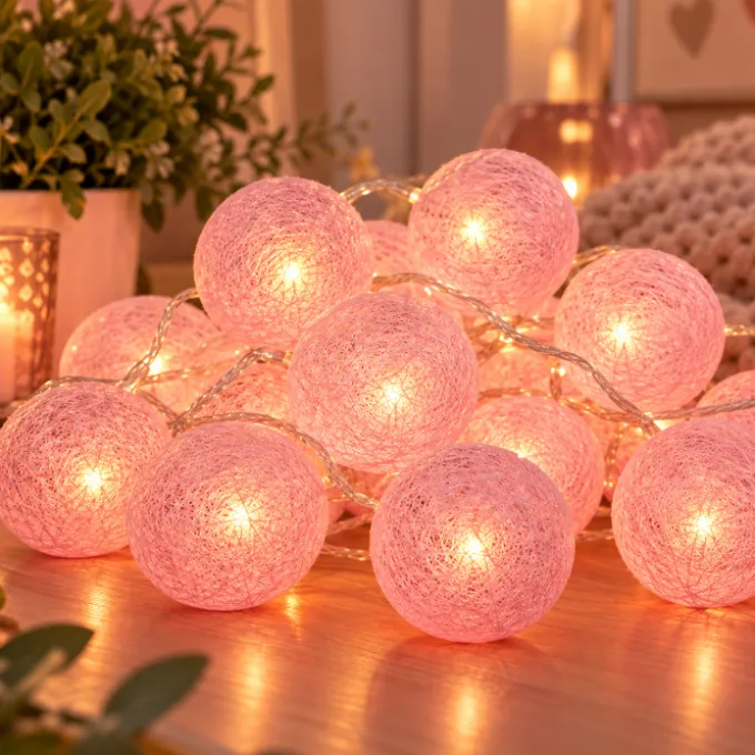 Cottonball lichtsnoer roze 10 ballen 2m