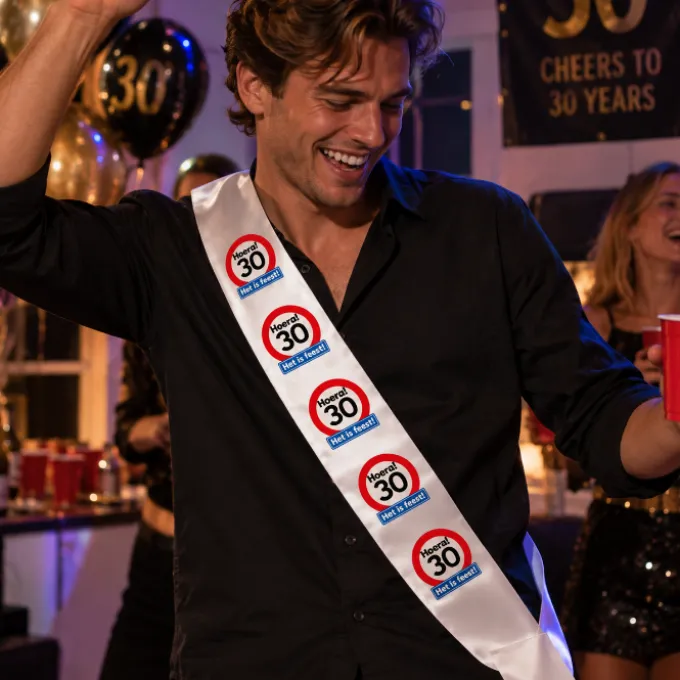 Sjerp Hoera 30 Het is feest